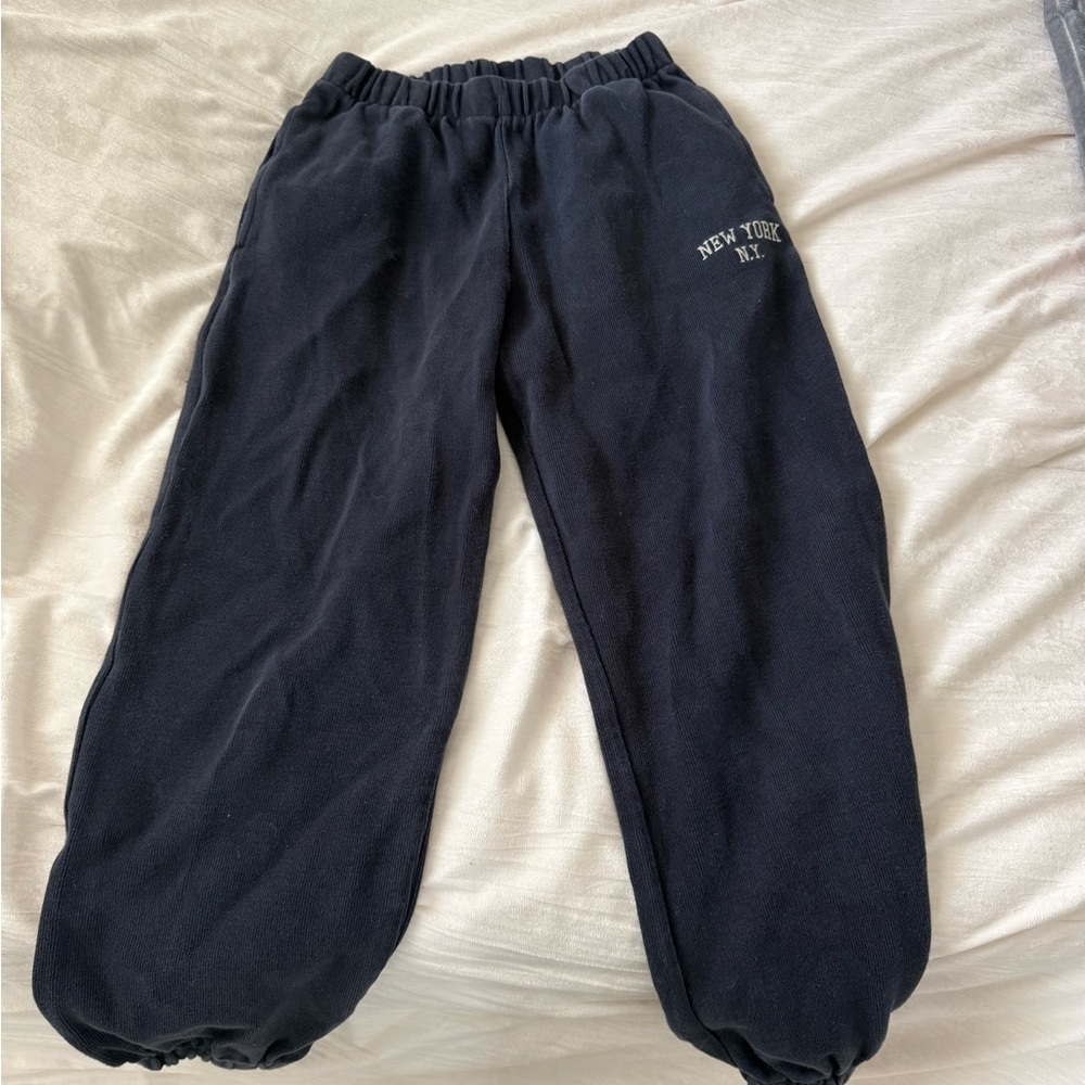 Brandy Melville New York ribbed sweatpants